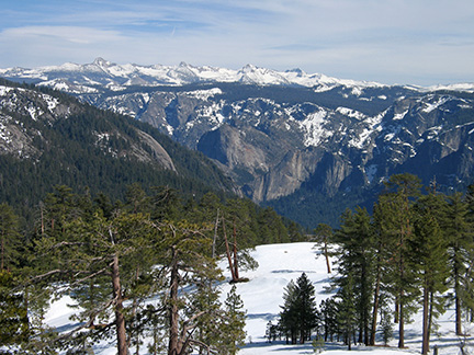 Image of Yosemite Valley and Clark Range